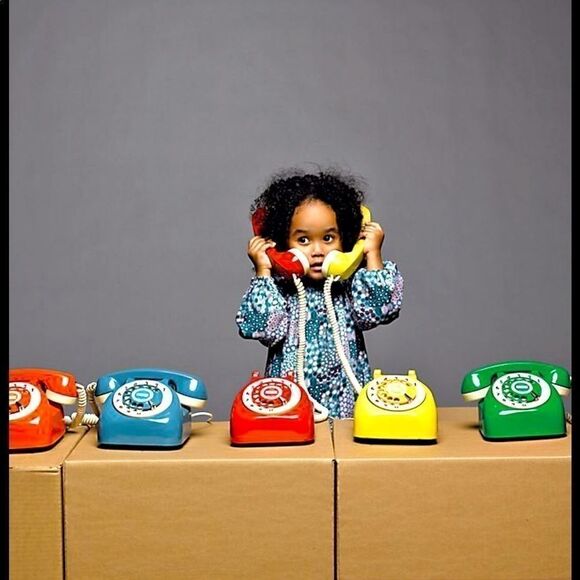 Anthro retro phone  - Picture 1 of 4